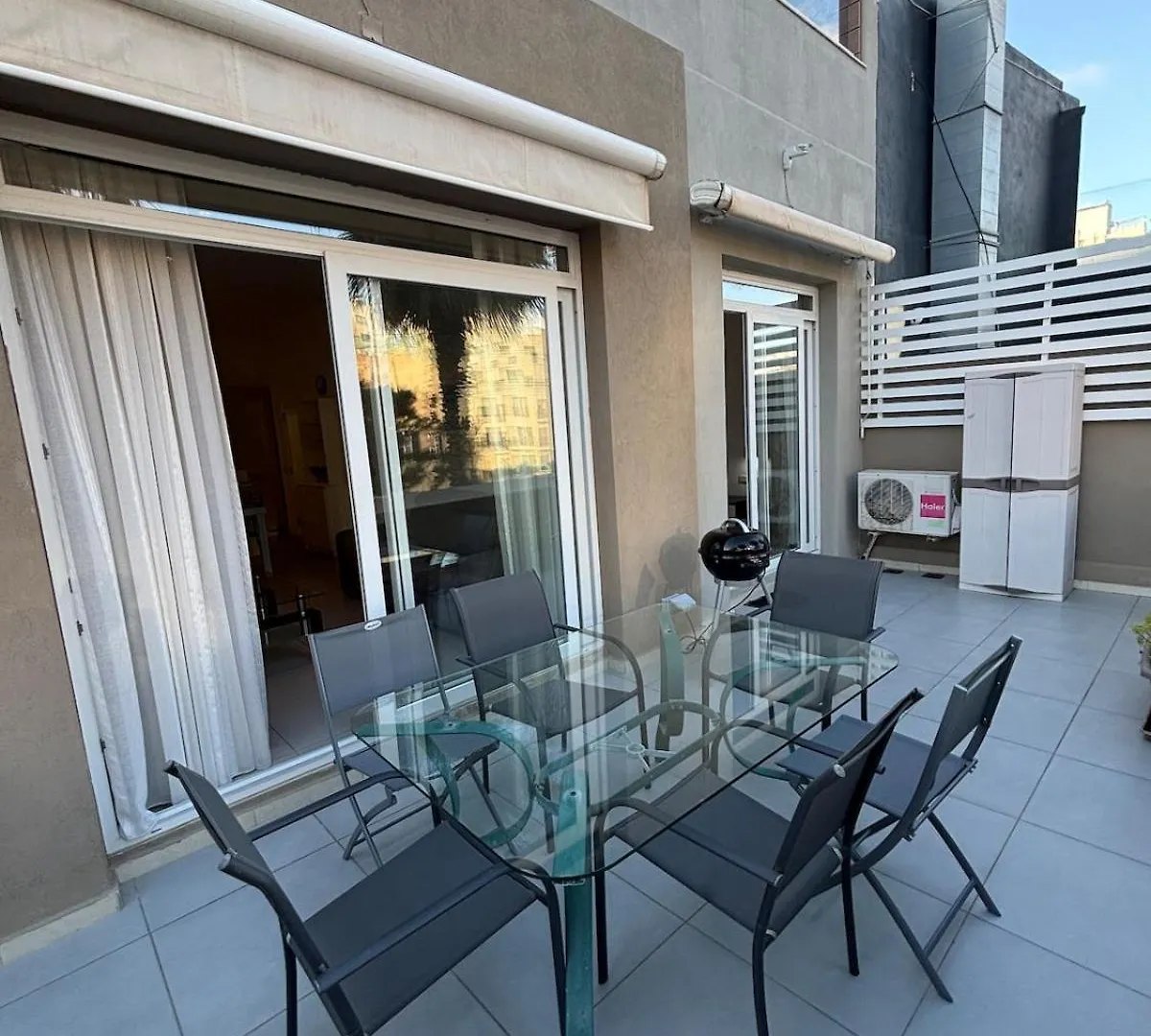 Modern Apartment In Paceville San Ġiljan